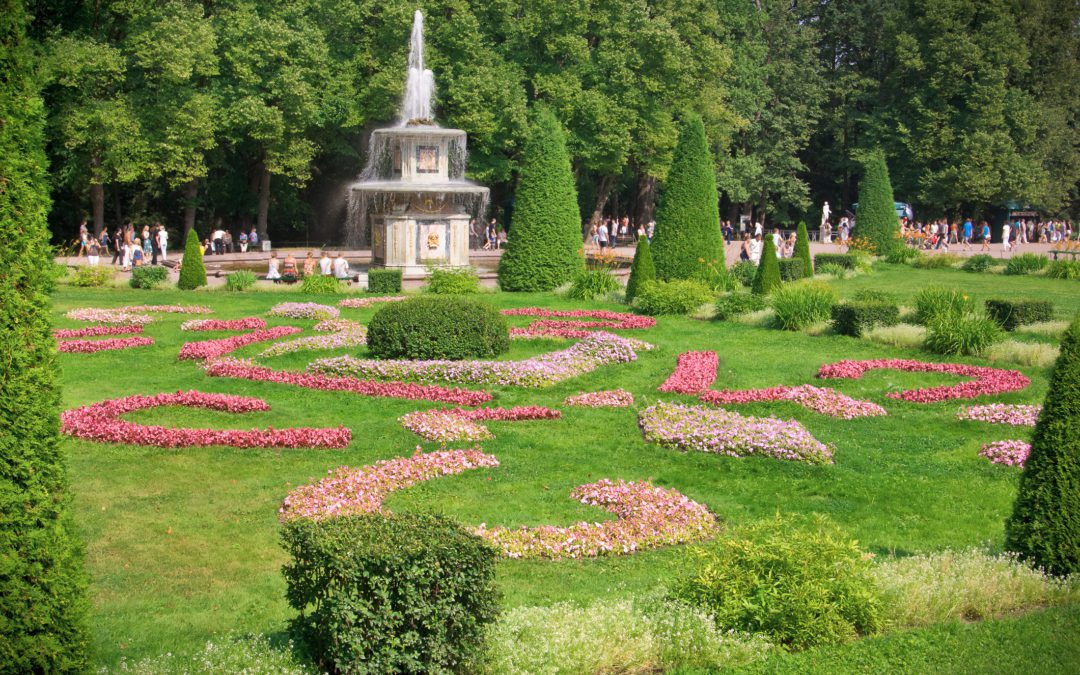 Benefits of Using Eco-Friendly Equipment for Landscaping