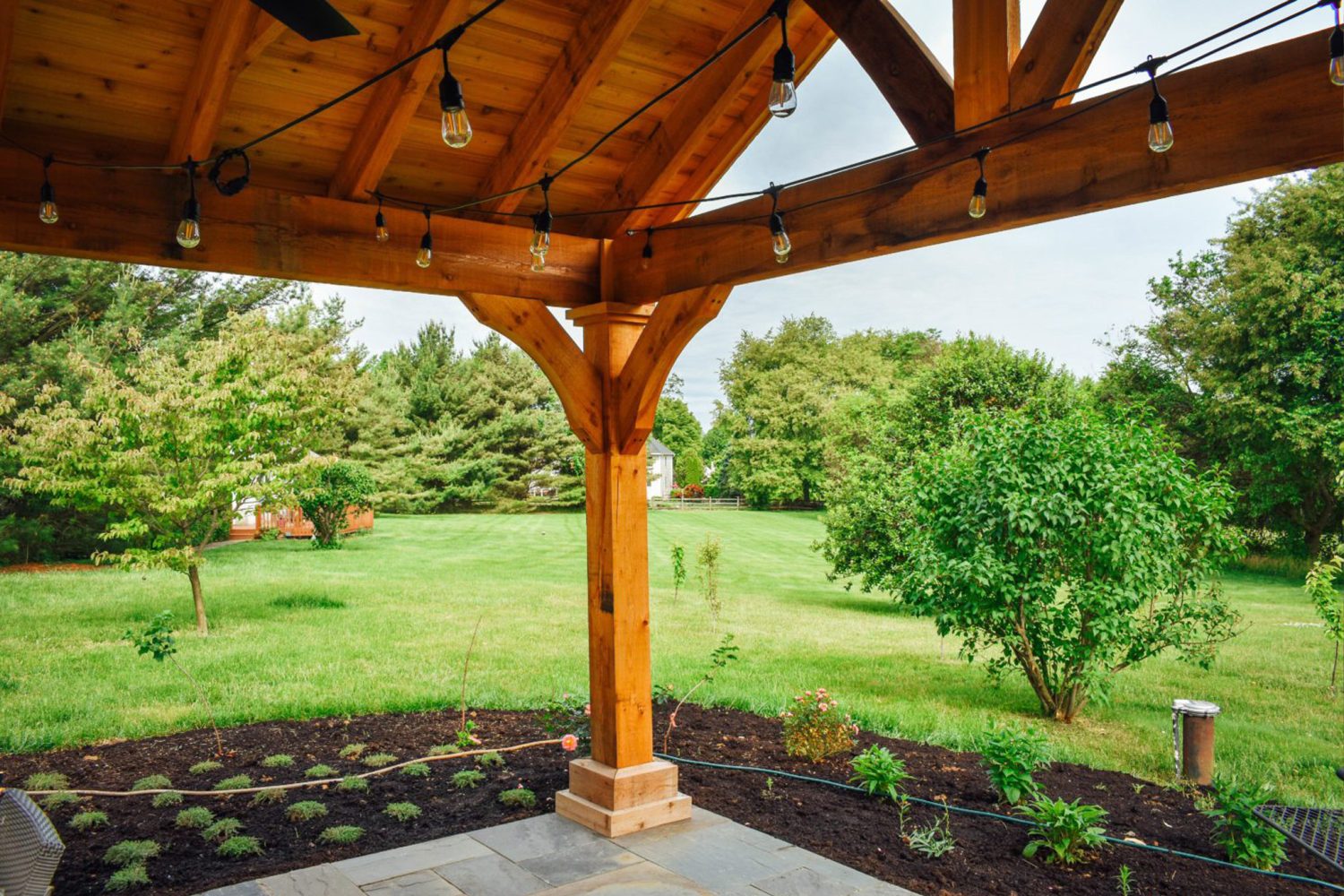 Gallery Image Hardscaping